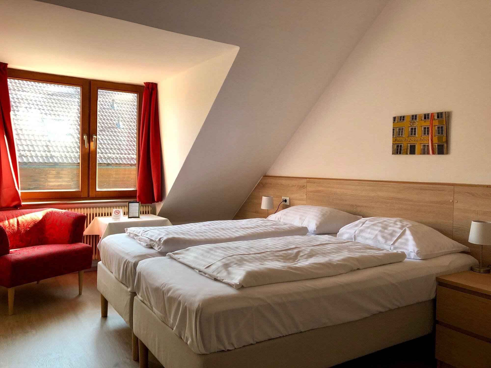 Hotel Schone Aussicht Salzburg Room photo